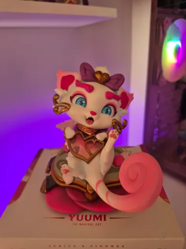 Figure Yuumi League of Legends Oficial