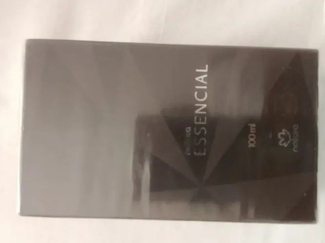 ESSENCIAL TRADICIONAL MASCULINO