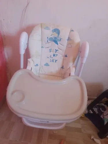 Cadeira de alimentação de bebê