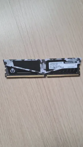 Memoria Team Group T-Force Vulcan 8GB DDR4 2666Mhz Branca