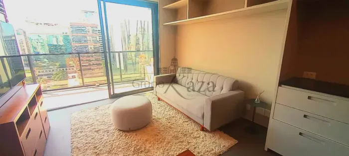 Apartamento - Vila Olímpia - 1 Dormitório - 42m².