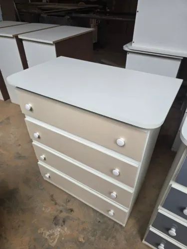 Cômoda 180$ direto da fábrica 4 gavetas