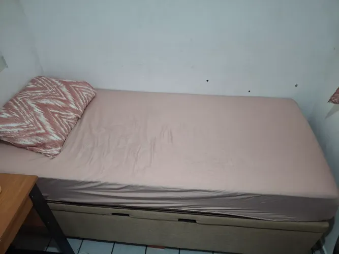 Cama baú solteiro + colchão (novíssimos)