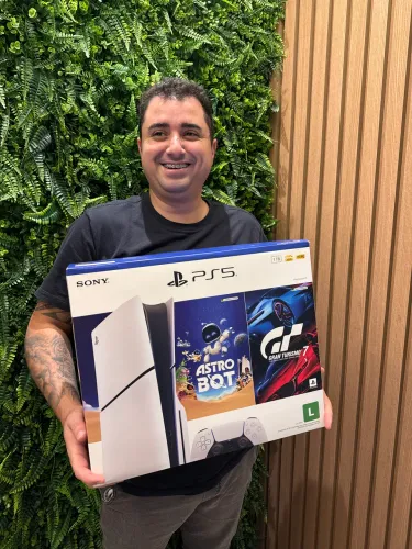 PLAYSTATION 5 COM JOGOS VEM