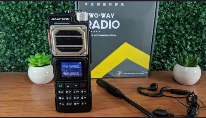 Rádio Baofeng UV-25 - 10W - Longo Alcance