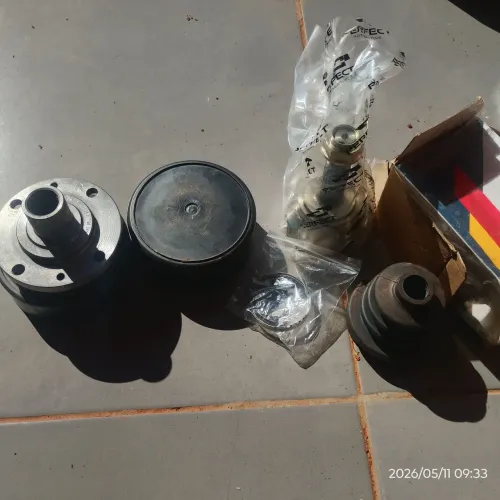 Cubo dianteiro e uma mocinetica 