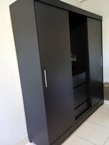 Guarda roupa