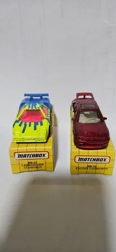 Carrinhos matchbox