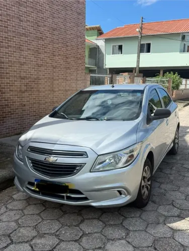 Chevrolet Onix Hatch LT 1.0 8V Flex Power Mec. 4P 2016