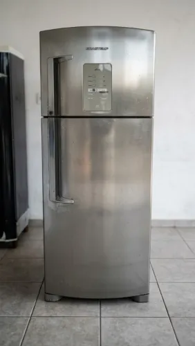 VENDO GELADEIRA BRASTEMP FROST FREE