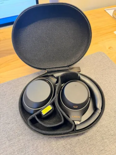 Fone Sony WH-1000XM4