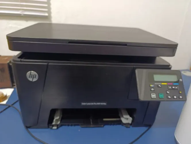 Impressora laser Hp m176n