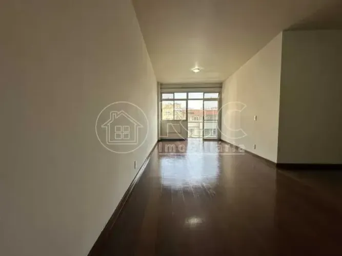 Imóvel para venda possui 130 metros quadrados com 4 quartos em Tijuca - Rio de Janeiro - R