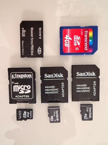 Cartão de memória microSD