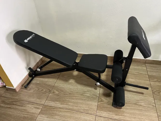 Banco de musculação ajustável
