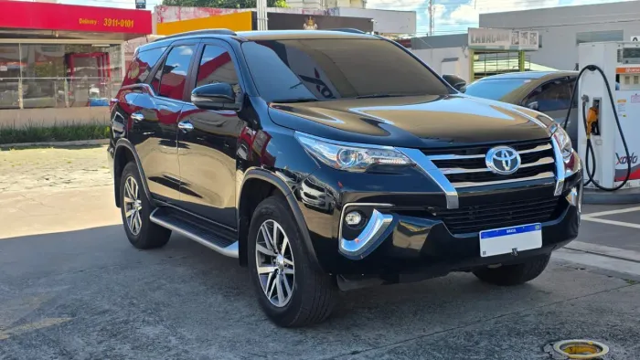 Toyota Hilux SW4 SRX 4X4 2.8 TDI 16V Dies. Aut. 2019