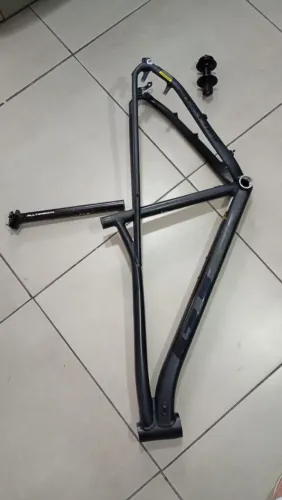 Quadro bicicleta GT Avalanche Expert Aro29 M