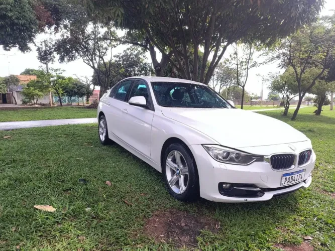 BMW 320I A 2.0 Turbo/activeflex 16V 184cv 4P 2015