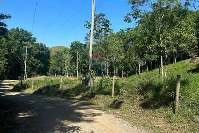 Chácara em sana , bicuda pequena 2