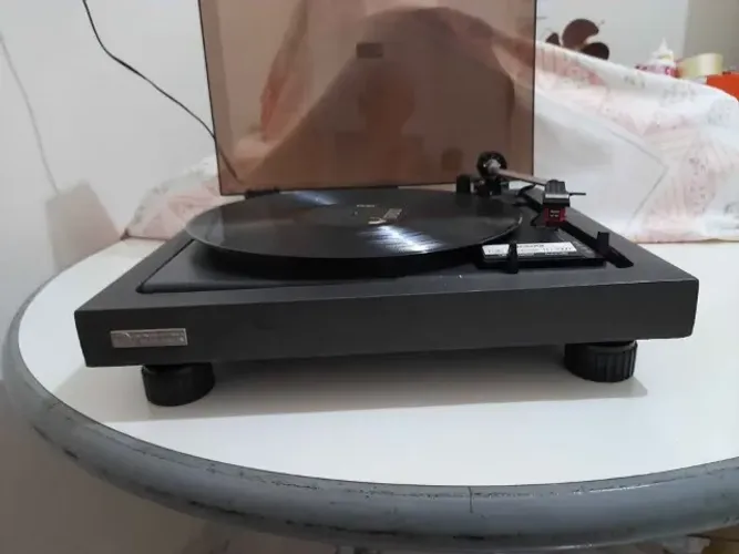 Toca discos polyvox td1000