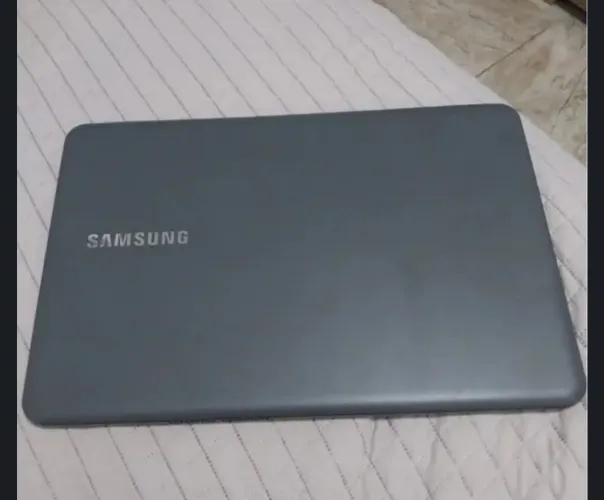 Notebook Wi-Fi 5G Sansumg processador equivalente i3 7°Geração Mem DDR4 SSD 256 GB
