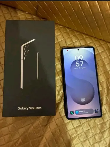 Galaxy S25 Ultra 12/256gb impecável completo