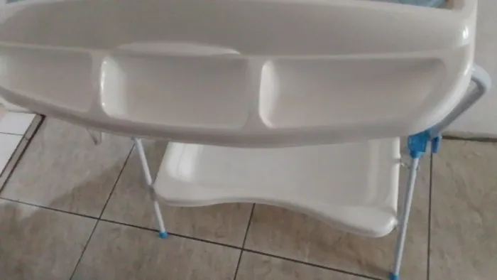 Banheira de bebê com trocador