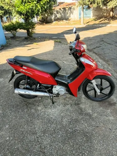 Honda biz es 2011
