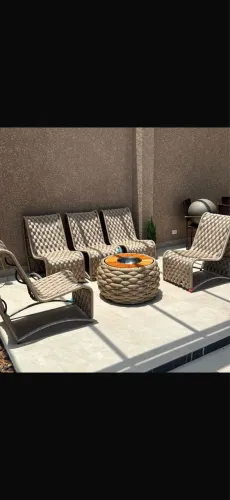 Jogo de poltronas, disponível em cores