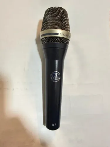 MICROFONE AKG D7 profissional