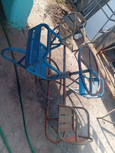 Vendo brinquedo de parque de criança ?