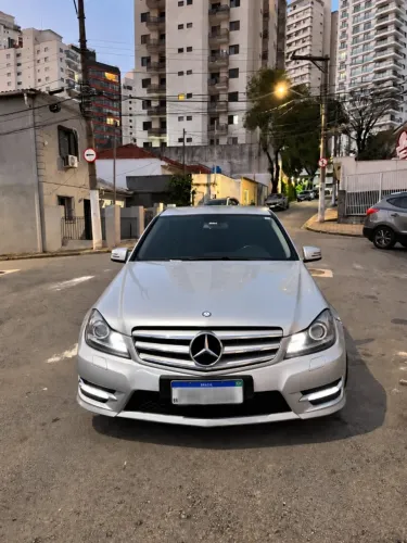 Mercedes-Benz C-180 CGI Sport 1.6 TB 16V 156cv Aut. 2014