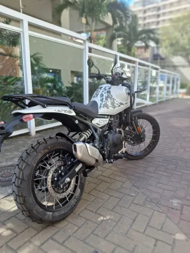 Himalayan Kamet Withe 450cc - Amanda