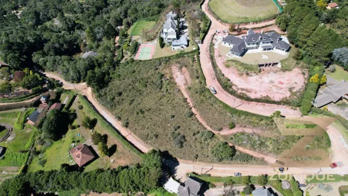 Terreno à venda, 8940 m² por R$ 4.000.000,00 - Condomínio Morro Pedra do Fogo - Campos do 