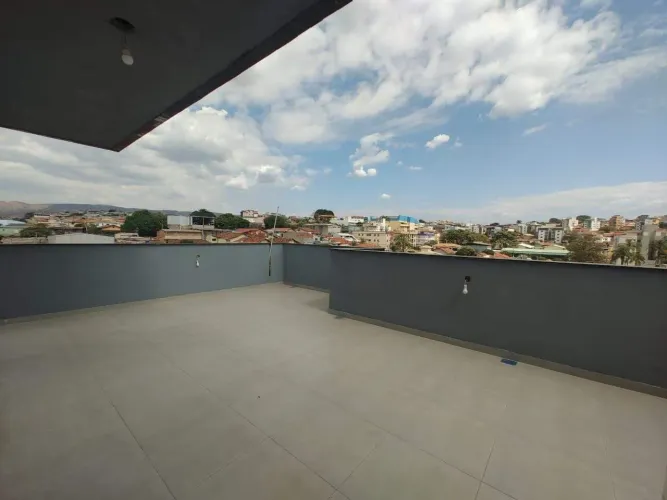 Cobertura à venda - Tirol, 3 quartos - Belo Horizonte