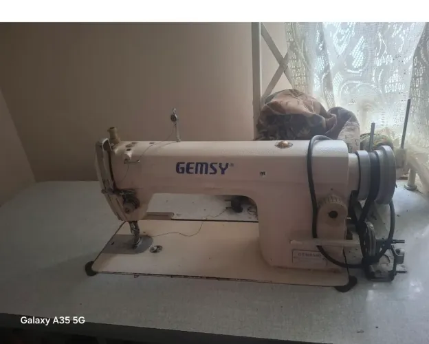 Vendo uma máquina  industrial 