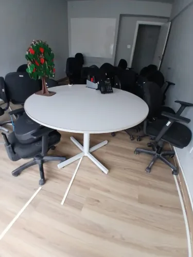 mesa de jantar redonda