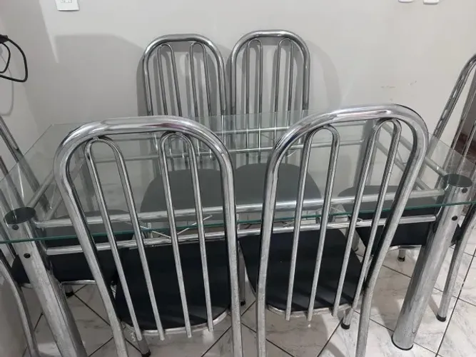 Mesa de jantar 6 cadeiras