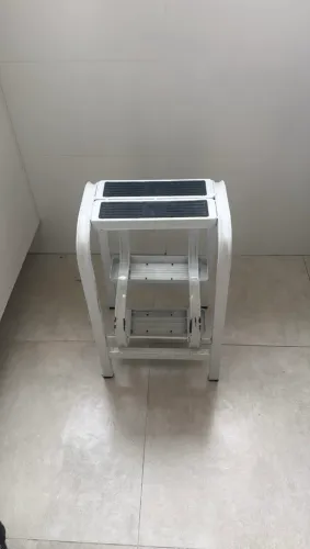 Banqueta escada com 3 degraus
