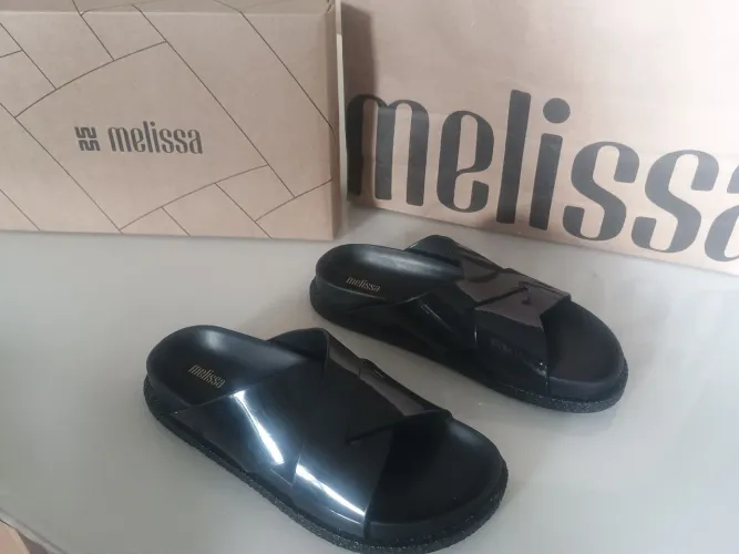 Linda Sandália melissa semi-nova