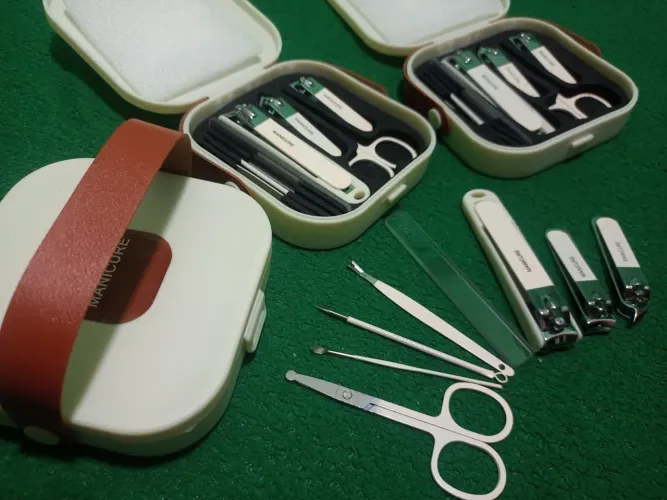 Conjunto de Manicure Profissional 8 Peças - Aço Inoxidável - Kit Completo de Unhas