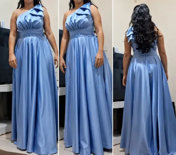 VESTIDO LONGO AZUL SERENITY, usado uma única vez.