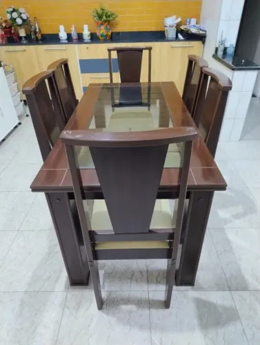 Mesa de jantar retangular