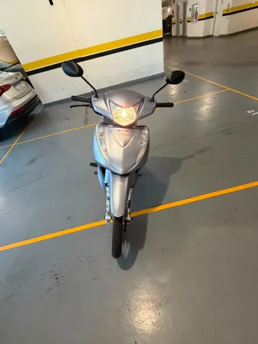 Honda Biz 125 ES 2015 Flex - Revisada e Bem Conservada