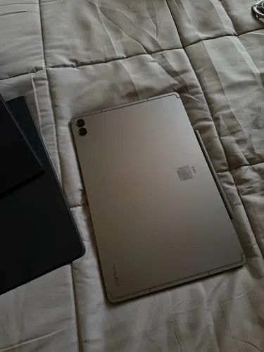 Samsung Tab S9 Fe plus - com capa e caneta