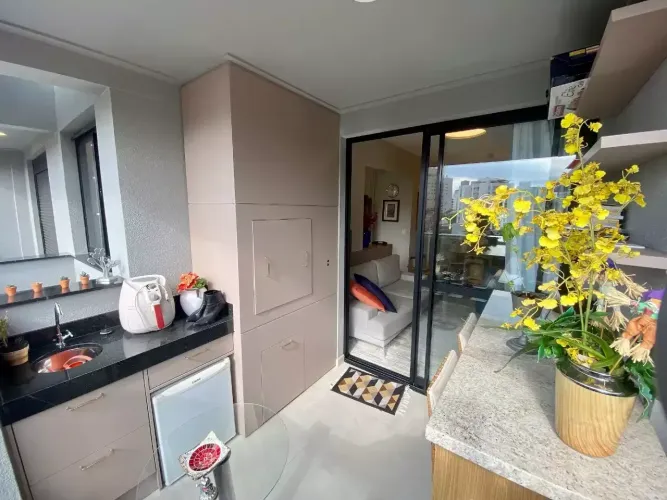 Imóvel à venda, 2 dormitórios, 2 vagas, Club Residence, Centro - Floripa