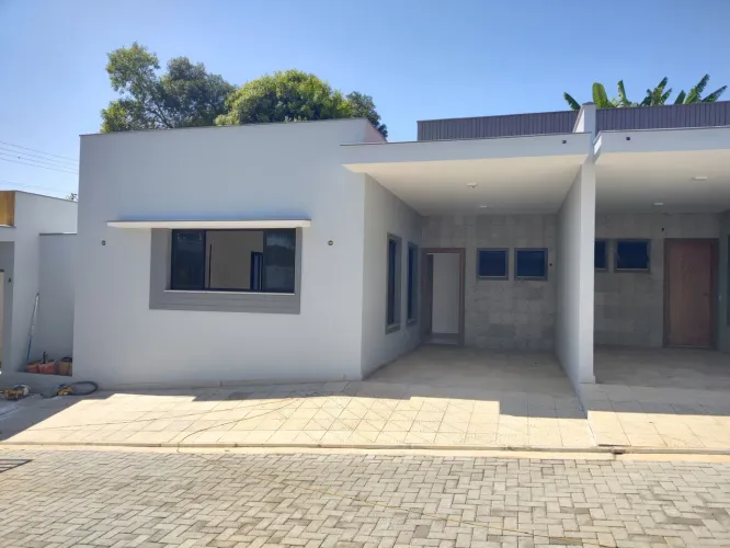 Excelente Casa em Condomínio Atibaia/SP/Bairro da Usina/Area lazer/Financiamento Bancário 