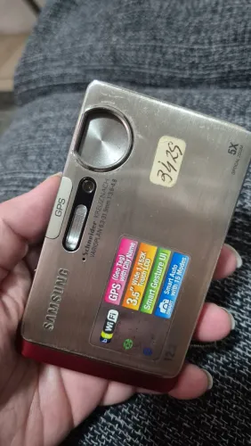 Câmera Sansung ST1000