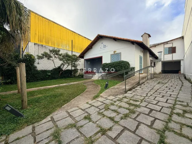 Casa para aluguel, 2 quartos, 4 vagas, Várzea - Teresópolis/RJ