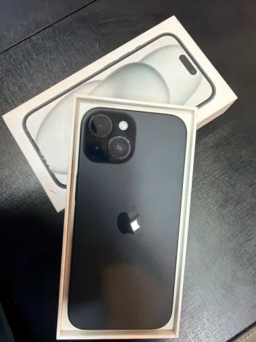 IPHONE 15 128 GB COM CAIXA IMPECÁVEL